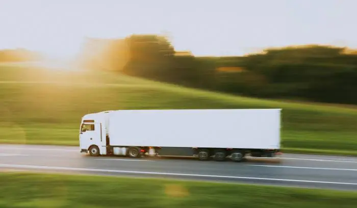 delivery-truck-fulfilling-eta-schedules